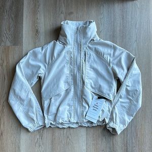 Lululemon Always Effortless - Dune, Size 0